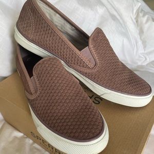 Sperry seaside shoes